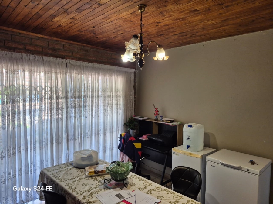 3 Bedroom Property for Sale in Safari Gardens North West